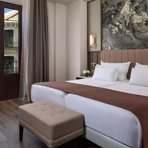 4* Hotel Nh Collection Victoria