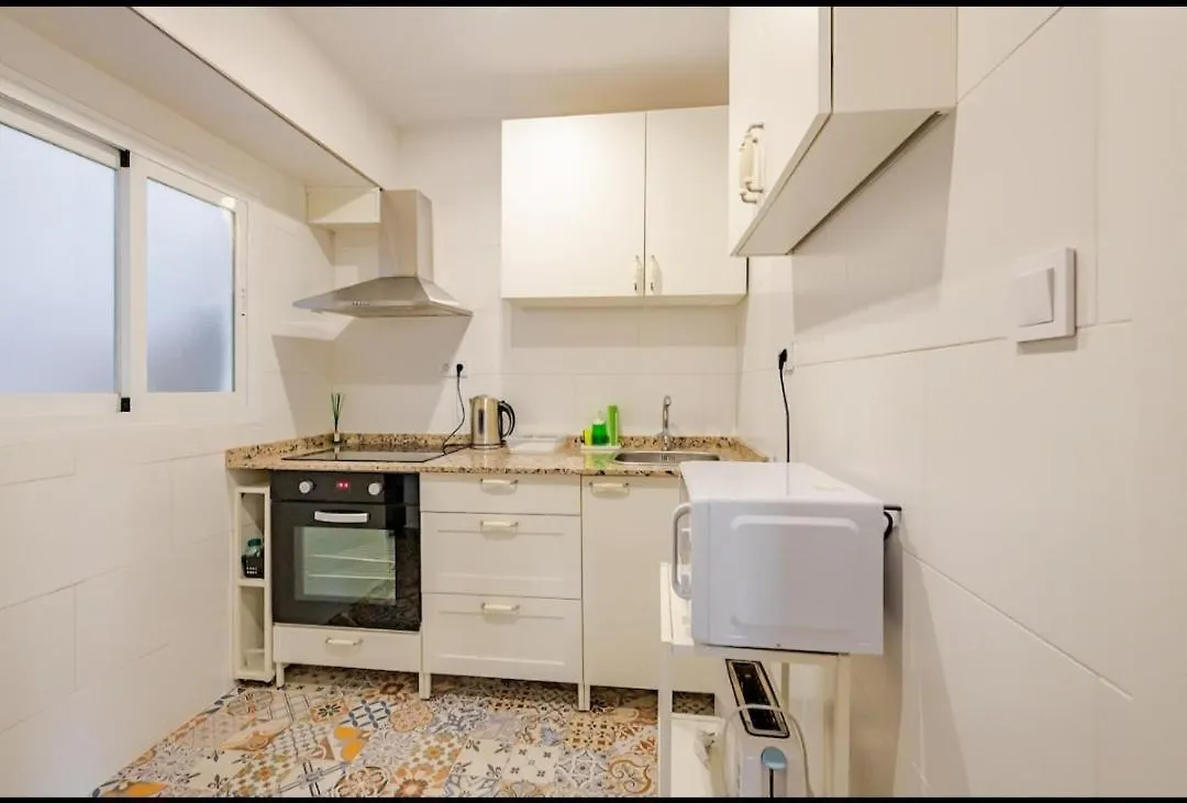 Piso Con Garaje Gratis En El Centro De Granada. Apartment  Granada