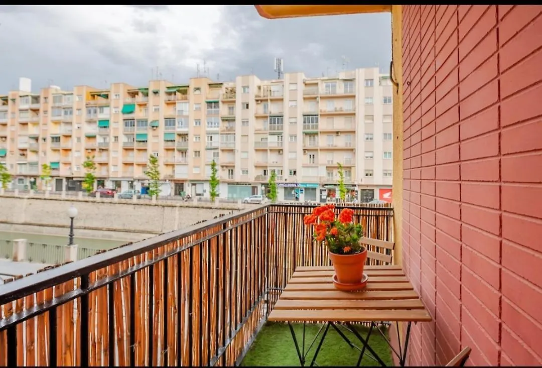 Piso Con Garaje Gratis En El Centro De Granada. Apartment Spain